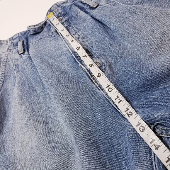 Abercrombie & Fitch High Waisted Paper Bag Waist A&F Mom Jeans Frayed Hem - Picture 5 of 12